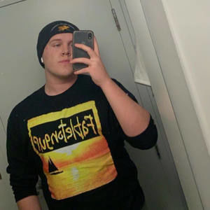 Meet your Posher, Adam